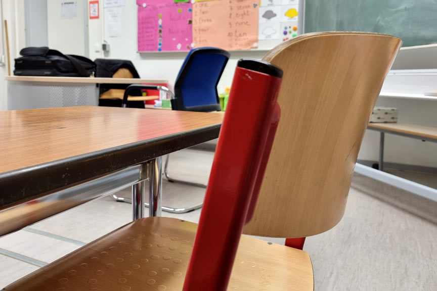 Almanya'nın doğu eyaletlerindeki bazı okullarda aşırı sağcı vakalarda artış Almanya'nın doğu eyaletlerindeki bazı okullarda aşırı sağcı vakalarda artış