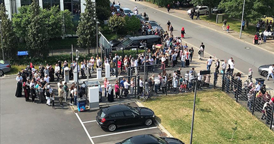 Almanya'daki uzun seçim kuyrukları