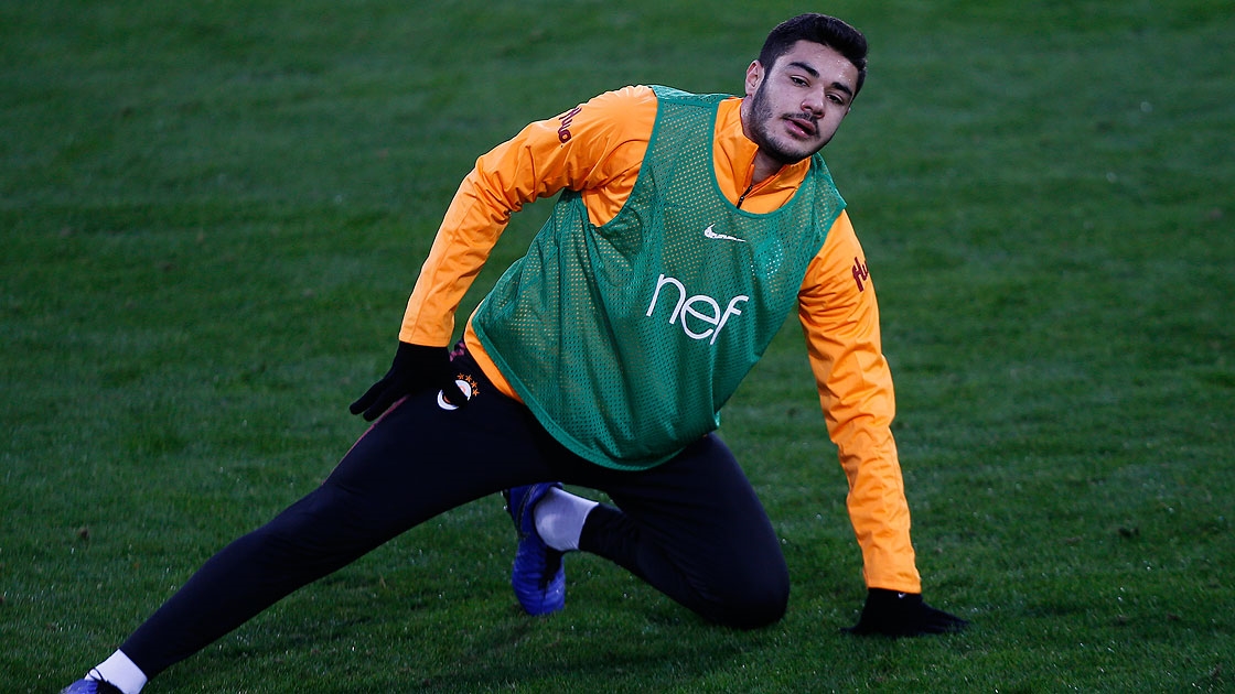 Ozan Bundesliga'da 'yılın genç oyuncusu' adayı Ozan Bundesliga'da 'yılın genç oyuncusu' adayı