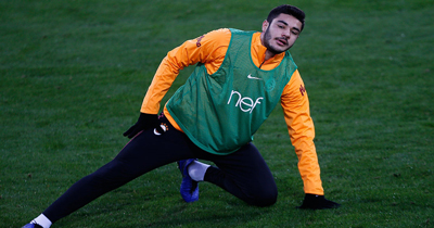 Ozan Kabak Bundesliga'da yılın çaylağı seçildi Ozan Kabak Bundesliga'da yılın çaylağı seçildi