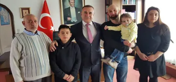 Kenan 2 yaşındaki kardeşinin hayatını kurtardı