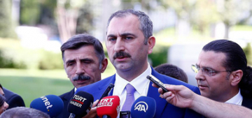 Adalet Bakani Gül'den Almanya'ya Adil Öksüz uyarisi 