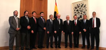 Almanya Cumhurbaskani Steinmeier Müslüman temsilcileri kabul etti