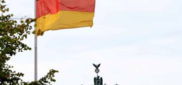 Karlsruhe‘de küçük uçak düştü: 3 ölü Karlsruhe‘de küçük uçak düştü: 3 ölü