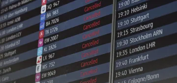Almanya'da 11 havalimanındaki grevden 200 bin yolcu etkilendi