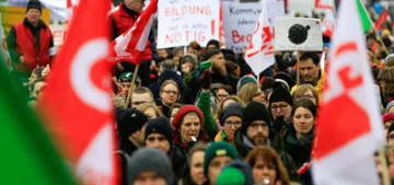 Almanya'da kamu çalışanları grevleri sürüyor