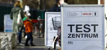 Türkiye dönüşü negatif test sonucu olanlara karantina yok