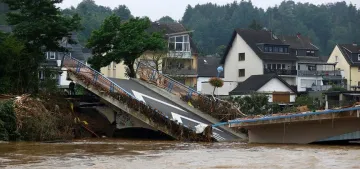 Almanya’da sellerde ölenlerin sayısı artıyor Almanya’da sellerde ölenlerin sayısı artıyor