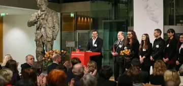 Barışa katkı ödülü Türk derneğine verildi Barışa katkı ödülü Türk derneğine verildi