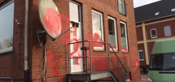 Almanya'da camilere saldırılar durmuyor Almanya'da camilere saldırılar durmuyor