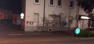 Almanya'da bir camiye daha saldırı