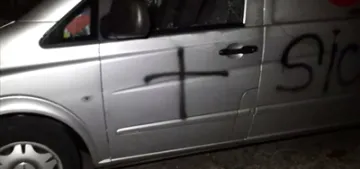 Almanya‘da cenaze nakil aracına saldırı