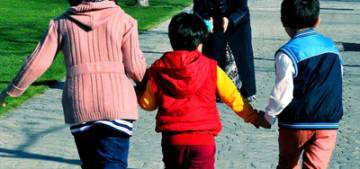 Almanya'da himaye altina alinan yabanci cocuk sayisi