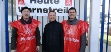 Almanya’da işçiler grev kararı aldı