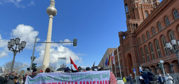 Almanya'da artan konut kiraları protesto edildi