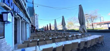 Köln'de gece sokağa çıkma yasağı ilan edildi