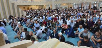 Almanya’da Kurban Bayramı kutlamaları