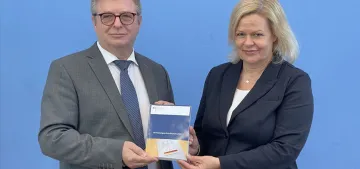 Almanya'da aşırı sağcı ve PKK'lı sayısında artış gözlendi