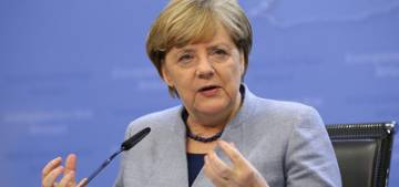 Merkel AB’nin Rusya’ya yönelik yaptırımlarını destekliyor