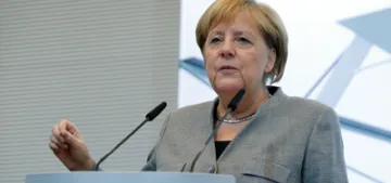 Merkel’den iki dilde Ramazan mesajı Merkel’den iki dilde Ramazan mesajı