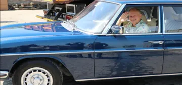 Alman sürücü aracını Türkiye'de boyatmak için geldi