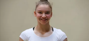 Milli cimnastikçi Ayşe altın madalya kazandı