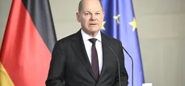 Almanya'da ırkçı şarkı söyleyenler Almanya için utançtır