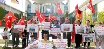 Almanya'ya seçim kampanyası yasağı tepkisi