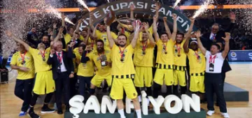 Erkekler Türkiye Kupası’nı Fenerbahçe kazandı