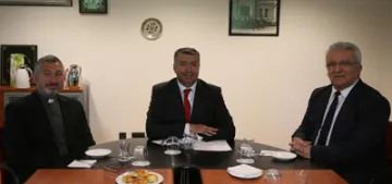 Başkonsolos Süryani Kilisesi temsilcilerini kabul etti