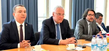 Bavyera İçişleri Bakanı Antalyalı gazetecileri kabul etti Bavyera İçişleri Bakanı Antalyalı gazetecileri kabul etti