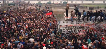 Berlin Duvarı'nın yıkılalı 30. yıl oldu Berlin Duvarı'nın yıkılalı 30. yıl oldu