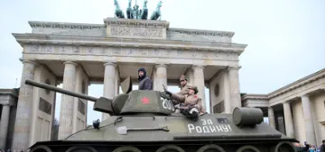 Berlin Duvarı'nin yikilisinin 27. yıili Berlin Duvarı'nin yikilisinin 27. yıili