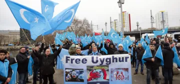 Berlin'de binler Çin’i protesto etti