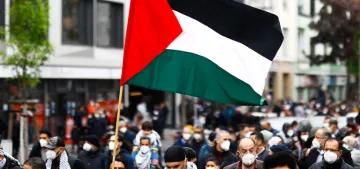 Almanya’da binlerce kişi İsrail’in saldırılarını protesto etti