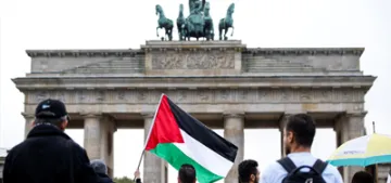 Filistinliler Berlin'de İsrail‘i protesto ettiler