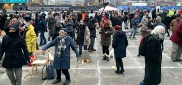 Berlin’de Kovid-19 önlemleri protesto edildi Berlin’de Kovid-19 önlemleri protesto edildi