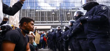 Salgın sürecinde Avrupa polisi mercek altına aldı Salgın sürecinde Avrupa polisi mercek altına aldı