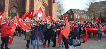 Almanya'da Zeytin Dali icin destek mitingi Almanya'da Zeytin Dali icin destek mitingi