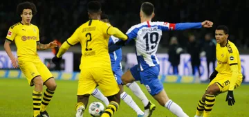 Dortmund Berlin’i 2 golle geçti Dortmund Berlin’i 2 golle geçti