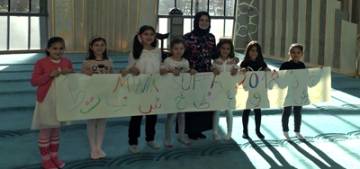 Almanya'daki camiler çocuklarla daha güzel Almanya'daki camiler çocuklarla daha güzel