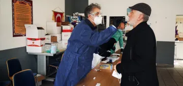 Bazı camilerde ücretsiz korona testi yapılıyor