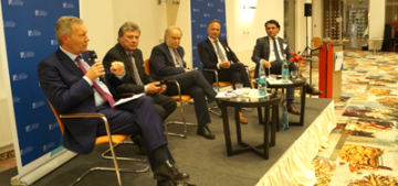 Kassel’de Türk-Alman kimliği konulu açık oturum