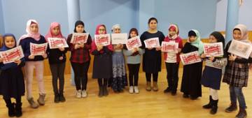 Çocuklara yemek adabı eğitimi Çocuklara yemek adabı eğitimi