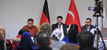 Almanya'da darbeler tarihi konferansı