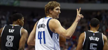Nowitzki 21 sezondur NBA'de oynuyor