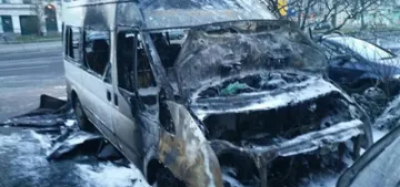 DİTİB'e ait bir araç yandı