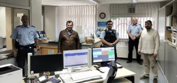 DİTİB camisinden polis karakoluna maske bağışı DİTİB camisinden polis karakoluna maske bağışı