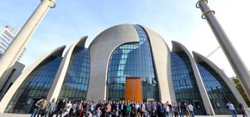 DİTİB Merkez Camisi’ne ziyaretçi akını