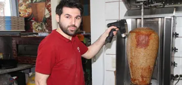 Türk dönerci Alman belediye baskaninin hayatini kurtardi